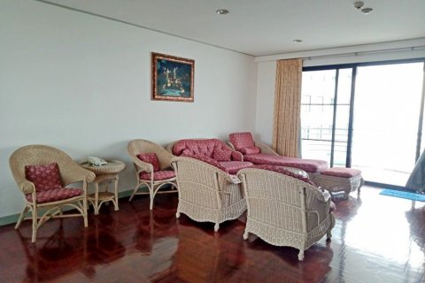Condo in Pattaya, Thailand, 3 bedrooms  № 9156 - photo 9