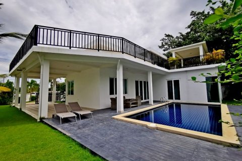 House in Pattaya, Thailand 3 bedrooms № 8226 - photo 1
