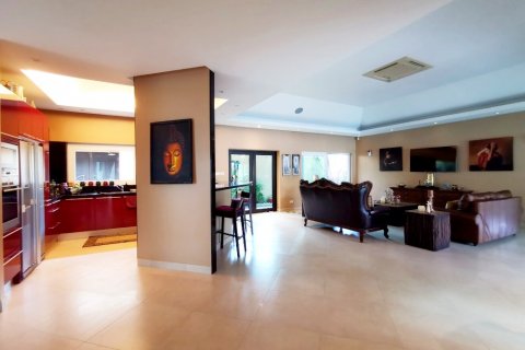 House in Pattaya, Thailand 4 bedrooms № 9099 - photo 17