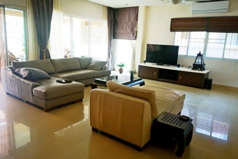 House in Pattaya, Thailand 3 bedrooms № 9836 - photo 9