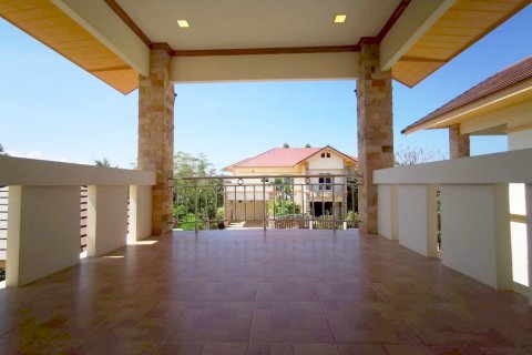 House in Bang Lamung, Thailand 5 bedrooms № 9231 - photo 24