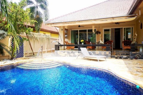 House in Pattaya, Thailand 3 bedrooms № 9836 - photo 1