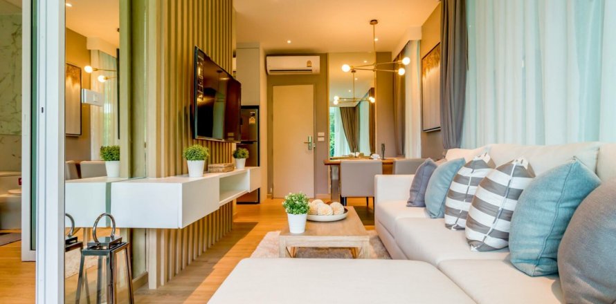 Condo in Phuket, Thailand, 2 bedrooms in Grand Breeze Park Condotel  № 6145