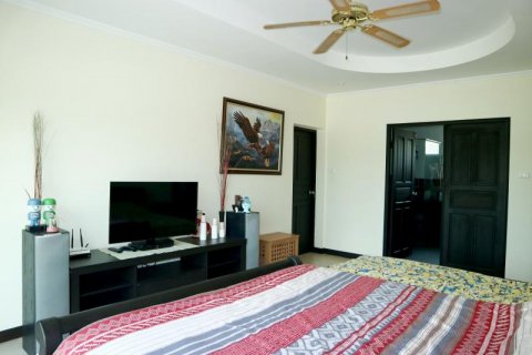 House in Pattaya, Thailand 5 bedrooms № 8302 - photo 12