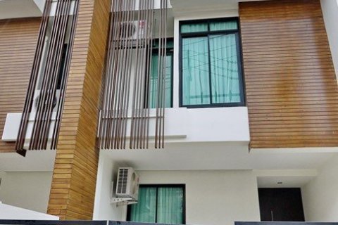 House in Pattaya, Thailand 4 bedrooms № 8900 - photo 20