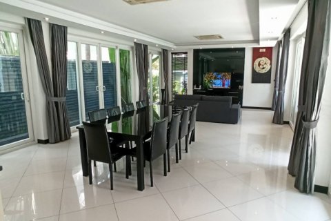 House in Pattaya, Thailand 4 bedrooms № 9014 - photo 9