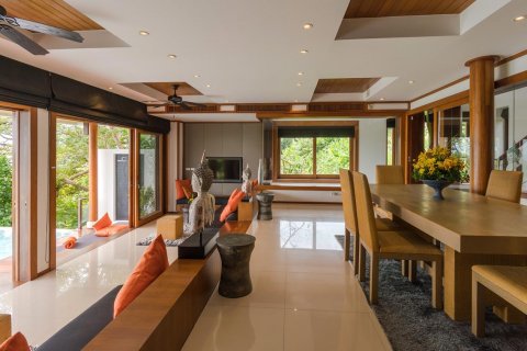 Villa in Surin, Thailand 4 bedrooms № 9869 - photo 2