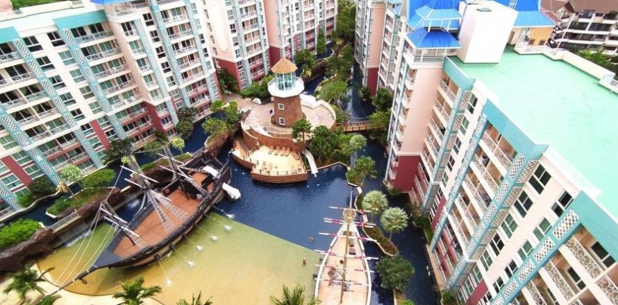 Condo in Pattaya, Thailand, 2 bedrooms  № 8559