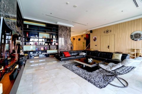 Condo in Pattaya, Thailand, 2 bedrooms  № 8718 - photo 11