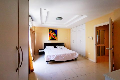 House in Pattaya, Thailand 3 bedrooms № 9018 - photo 11