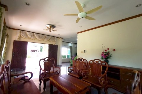 House in Bang Lamung, Thailand 5 bedrooms № 9231 - photo 14