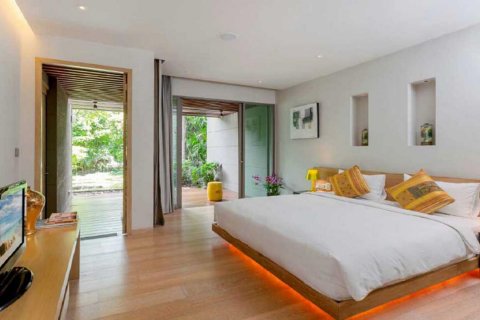 Villa on Layan Beach, Thailand 5 bedrooms № 9801 - photo 3