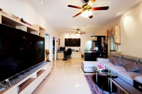 House in Pattaya, Thailand 2 bedrooms № 9218 - photo 8
