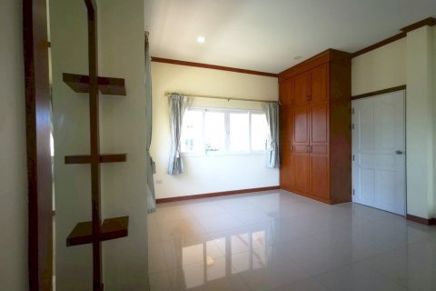 House in Bang Lamung, Thailand 5 bedrooms № 9231 - photo 21