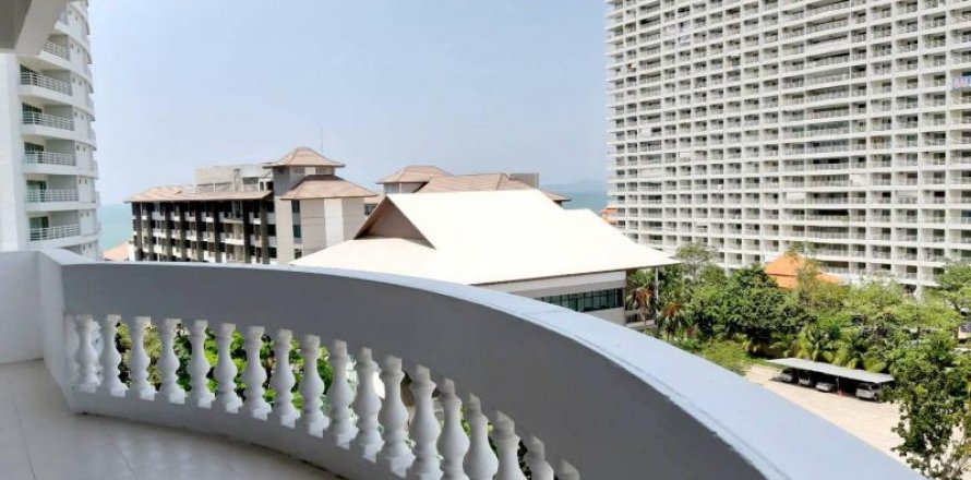 Condo in Pattaya, Thailand, 2 bedrooms  № 8473