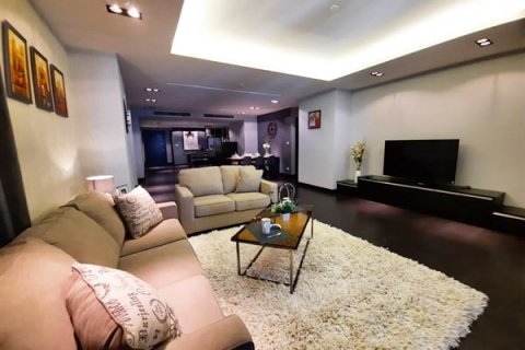 Condo in Pattaya, Thailand, 3 bedrooms  № 8875 - photo 4