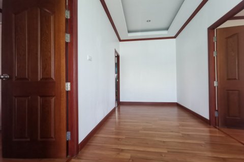 House in Pattaya, Thailand 3 bedrooms № 9140 - photo 30
