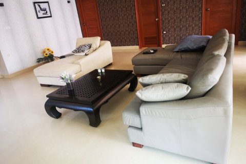 House in Pattaya, Thailand 3 bedrooms № 9836 - photo 12