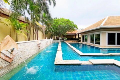 House in Pattaya, Thailand 4 bedrooms № 9099 - photo 6
