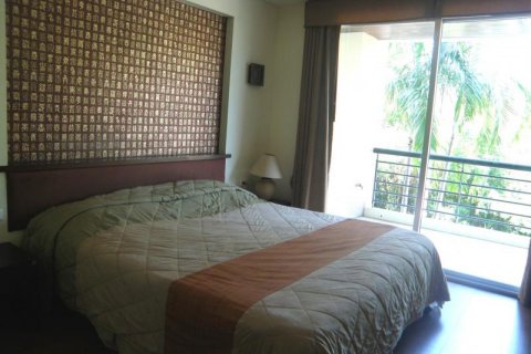 Condo in Pattaya, Thailand, 3 bedrooms  № 8793 - photo 8