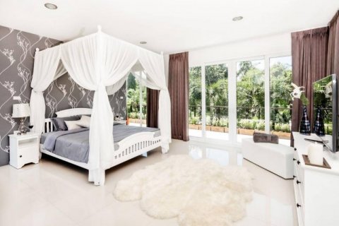 House in Pattaya, Thailand 5 bedrooms № 8228 - photo 10