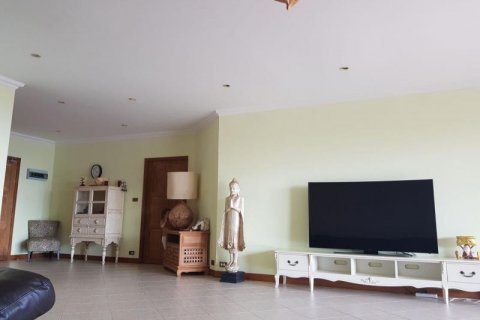 Condo in Pattaya, Thailand, 3 bedrooms  № 8824 - photo 10