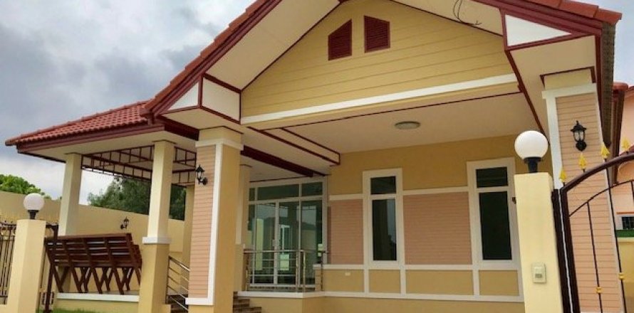 House in Bang Sare, Thailand 3 bedrooms № 8243