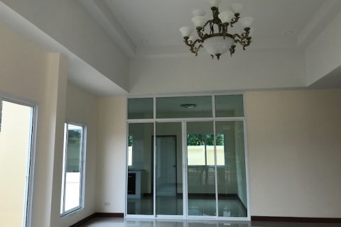 House in Bang Sare, Thailand 3 bedrooms № 8243 - photo 13