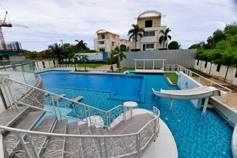 Condo in Pattaya, Thailand, 3 bedrooms  № 8875 - photo 21