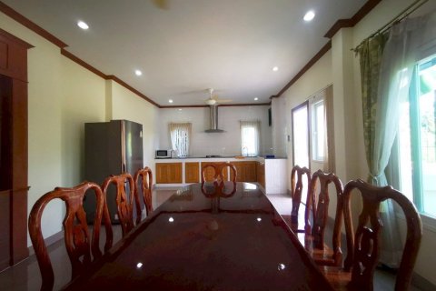 House in Bang Lamung, Thailand 5 bedrooms № 9231 - photo 11