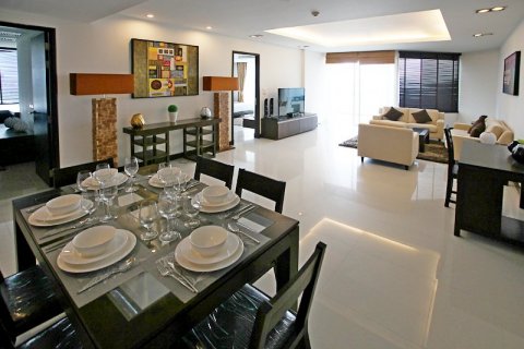 Condo in Pattaya, Thailand, 2 bedrooms  № 8387 - photo 4