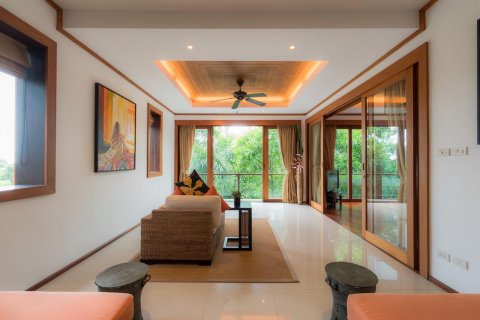 Villa in Surin, Thailand 4 bedrooms № 9869 - photo 12