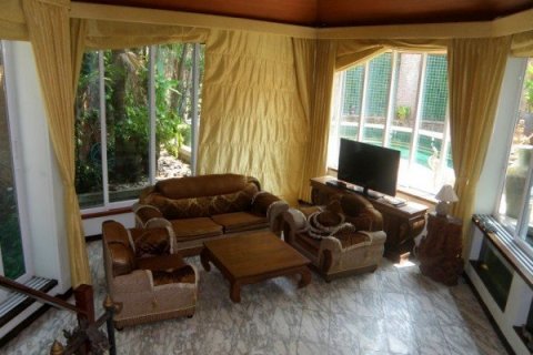 House in Pattaya, Thailand 5 bedrooms № 8567 - photo 6