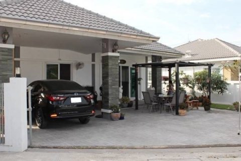 House in Pattaya, Thailand 3 bedrooms № 8941 - photo 1