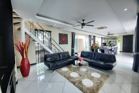 House in Pattaya, Thailand 5 bedrooms № 9121 - photo 9