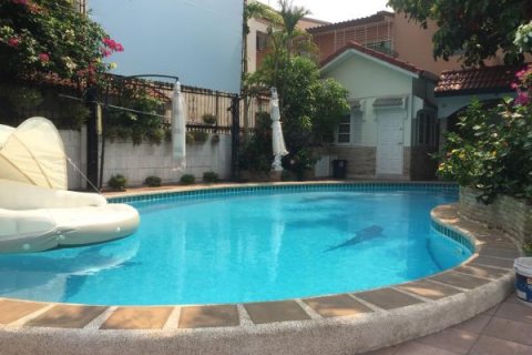 House in Pattaya, Thailand 4 bedrooms № 8299 - photo 3