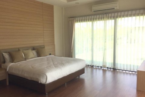 House in Bang Lamung, Thailand 3 bedrooms № 8360 - photo 4