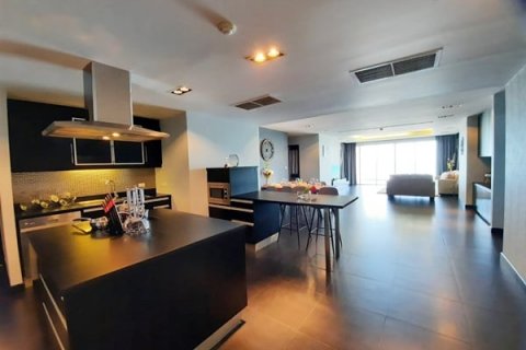 Condo in Pattaya, Thailand, 3 bedrooms  № 8875 - photo 5