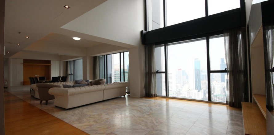 Condo in Bangkok, Thailand, 4 bedrooms  № 13732