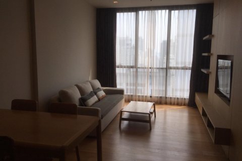 Condo in Bangkok, Thailand, 2 bedrooms  № 12097 - photo 1