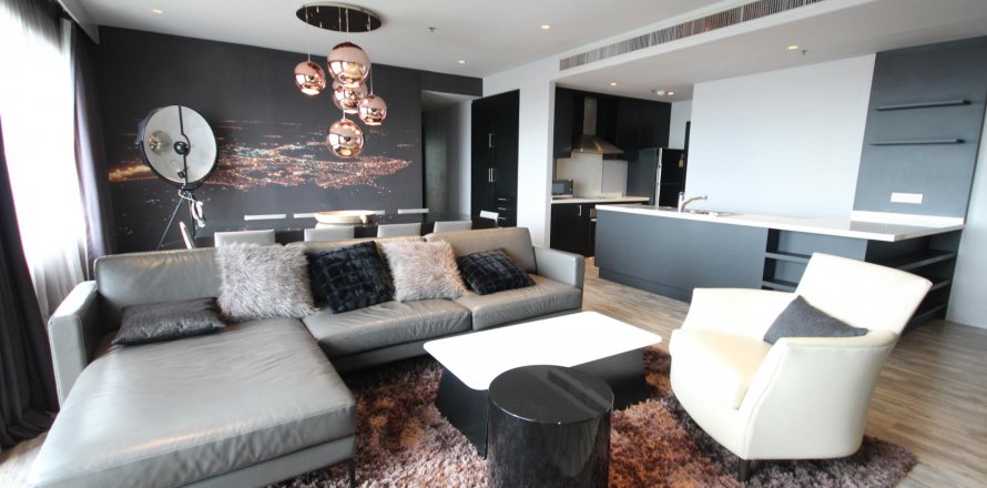 Condo in Bangkok, Thailand, 3 bedrooms  № 11771