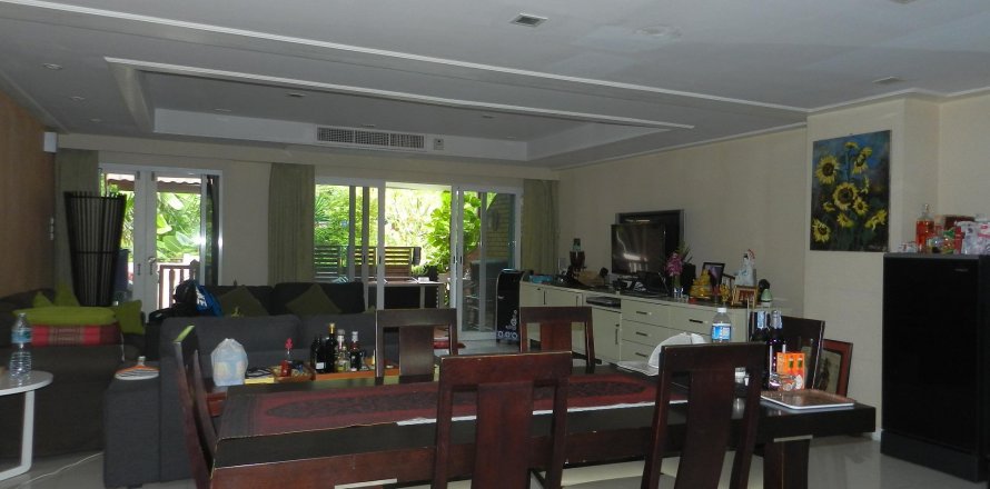 Townhouse in Bangkok, Thailand 4 bedrooms № 14883