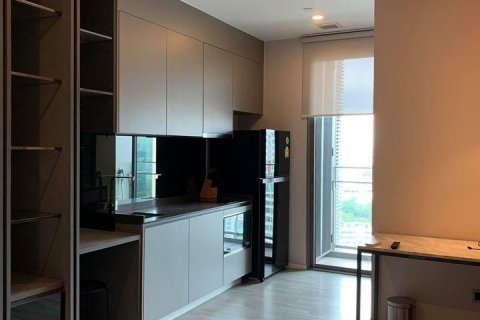 Condo in Bangkok, Thailand, 1 bedroom  № 11695 - photo 1