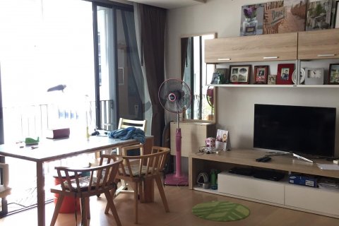 Condo in Bangkok, Thailand, 2 bedrooms  № 14889 - photo 1