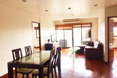 Condo in Bangkok, Thailand, 2 bedrooms  № 12246 - photo 1