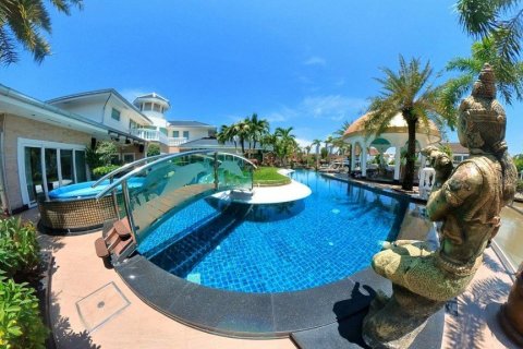 House in Pattaya, Thailand 4 bedrooms № 18457 - photo 6