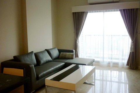 Condo in Bangkok, Thailand, 2 bedrooms  № 14976 - photo 1