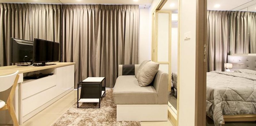 Condo in Bangkok, Thailand, 1 bedroom  № 13471