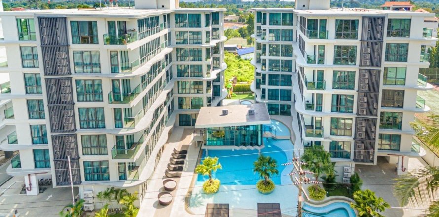 Condo in Bang Sare, Thailand, 2 bedrooms  № 10799