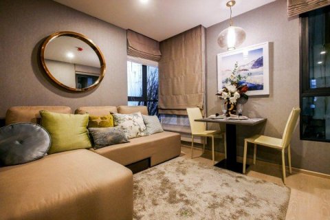 Condo in Bangkok, Thailand, 1 bedroom  № 13474 - photo 1